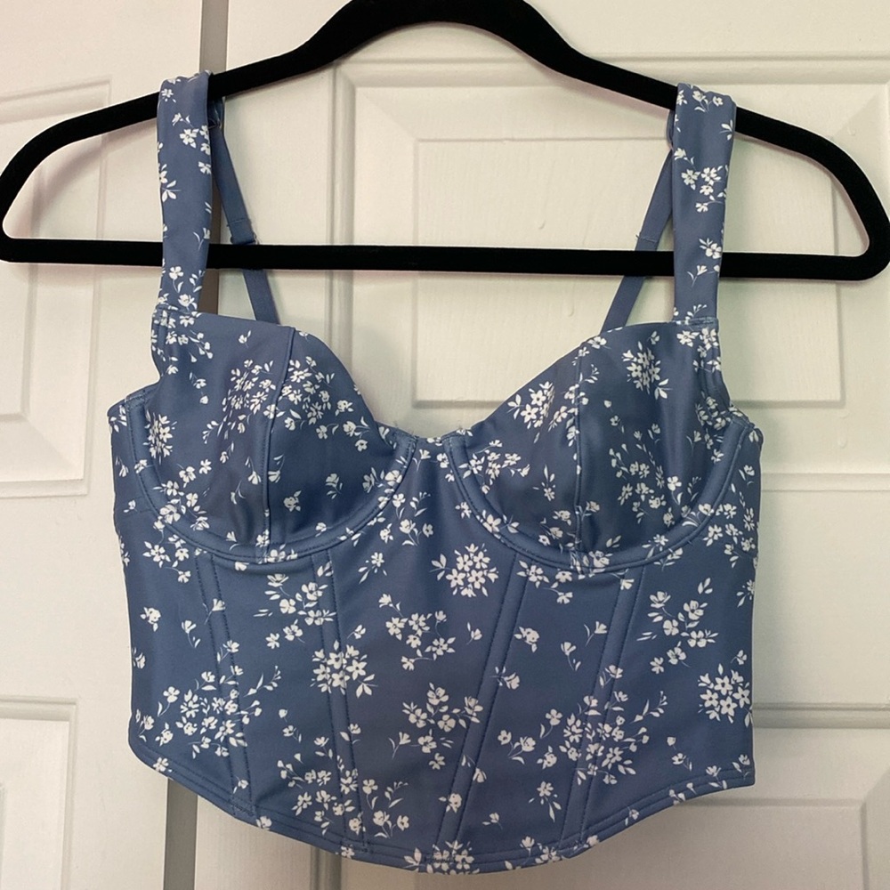 XS Gilly Hicks Bustier